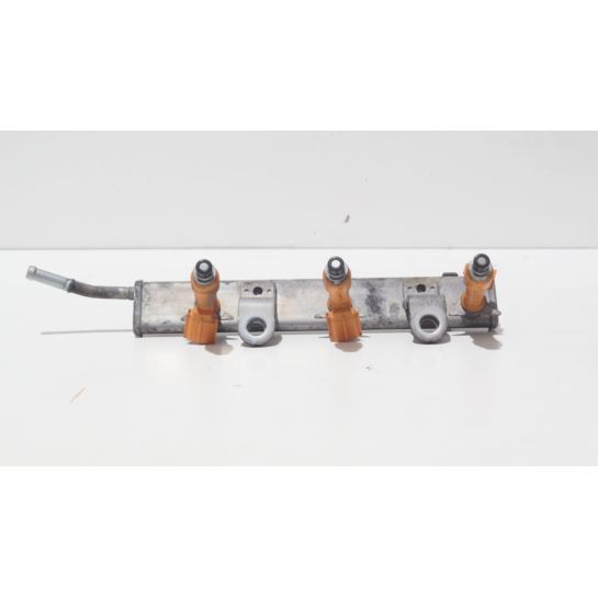 Wtryski listwa wtryskowa Suzuki SPLASH 1.0B