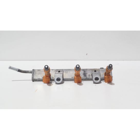 Wtryski listwa wtryskowa Suzuki SPLASH 1.0B