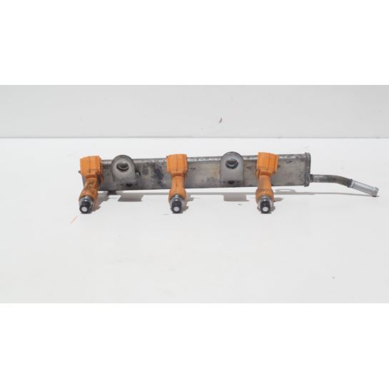 Wtryski listwa wtryskowa Suzuki SPLASH 1.0B