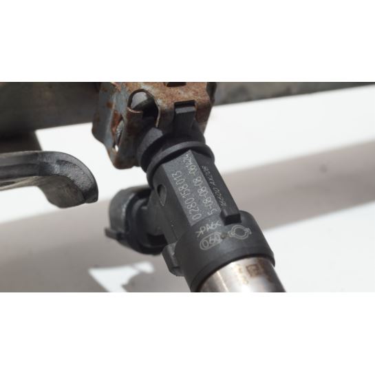 Listwa wtryskowa wtryski Nissan NOTE E11 1.4 B