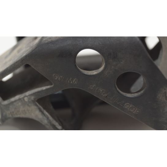 Mocowanie linek biegów Vw POLO V 6R 6Q0711789F