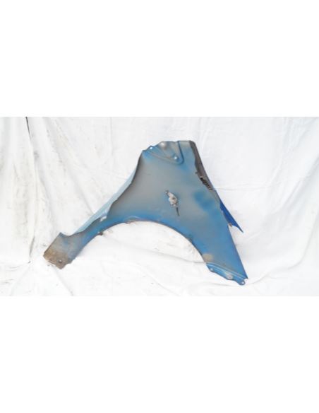 Błotnik lewy przód Toyota YARIS II 06-11r