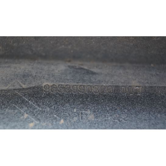 Błotnik lewy przód Citroen C4 PICASSO 9652990880
