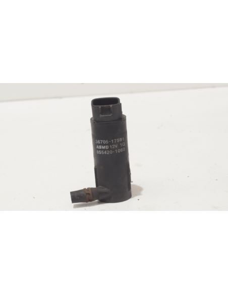Pompka spryskiwacza lamp Toyota RAV 4 36705-17591