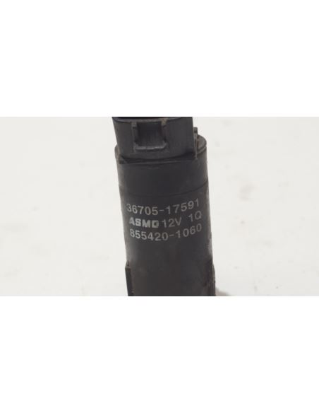 Pompka spryskiwacza lamp Toyota RAV 4 36705-17591