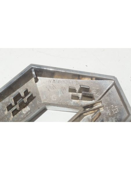 Emblemat maski logo Renault CLIO III 8200052586
