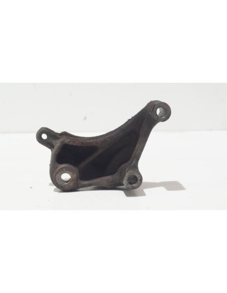 Łapa silnika Toyota YARIS I 1.3 VVTI 12315-23030