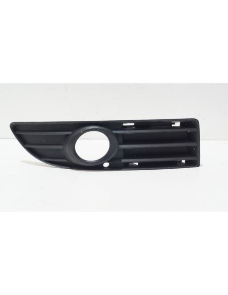 Kratka halogenu Audi A4 B6 8H0807682