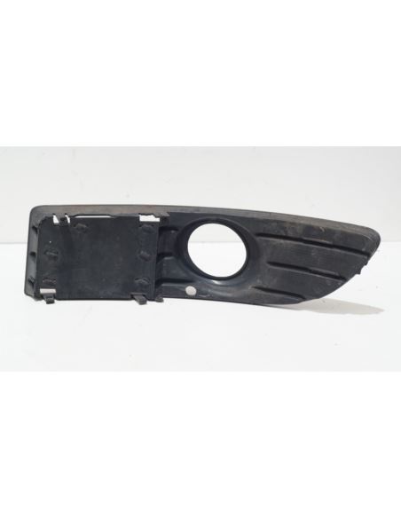 Kratka halogenu Audi A4 B6 8H0807682