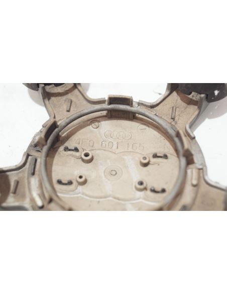 Dekielek Audi OE 4F0601165