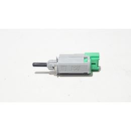 Włącznik świateł stop Renault MEGANE IV 253206454R