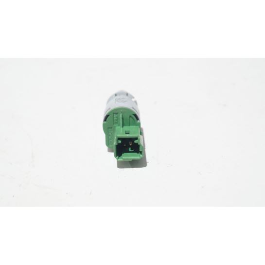 Włącznik świateł stopu Renault Dacia 8200276360D