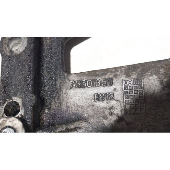 Łapa spręzarki klimatyzacji Fiat 500 1.3 73501350