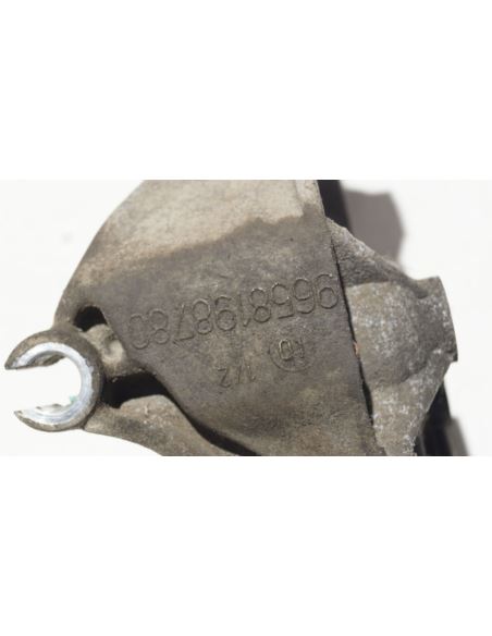 Łapa pompy wspomagania Peugeot BIPPER 1.4 HDI