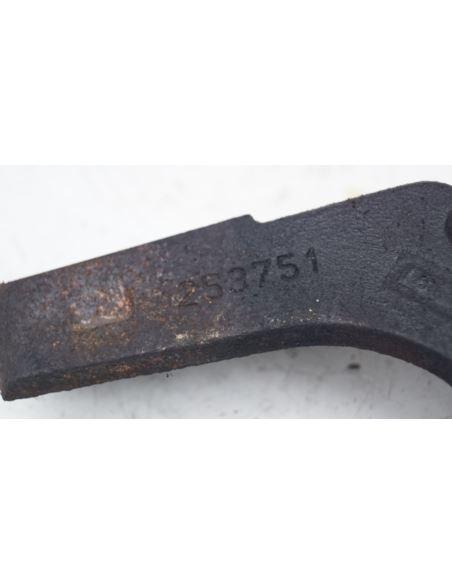 Łapa mocowanie silnika Citroen C5 2.0 HDI 253751