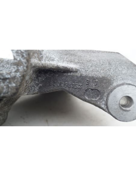 Łapa mocowania alternatora Renault 820058132