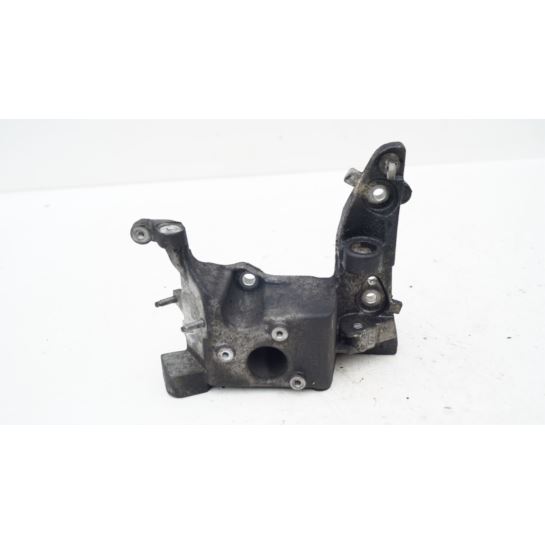 Wspornik łapa alternatora Citroen Peugeot 1.4 HDI