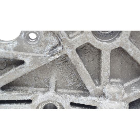 Wspornik łapa silnika Dacia Renault 1.5 DCI