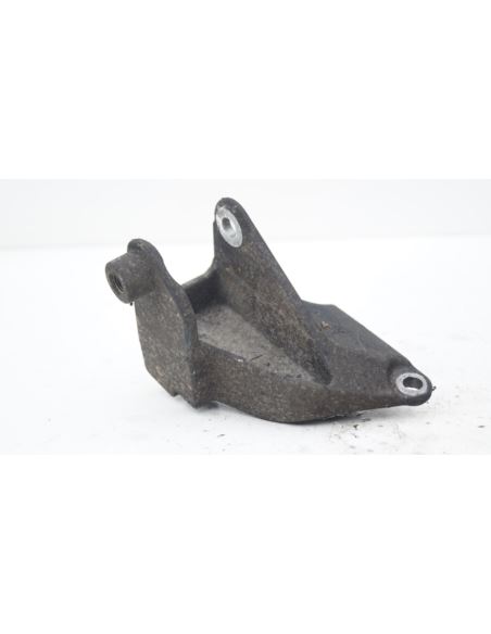 Łapa wspornik silnika Nissan QASHQAI J10 1.5 DCI