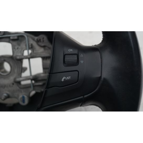 Kierownica skóra bez poduszki Peugeot 208 2008A