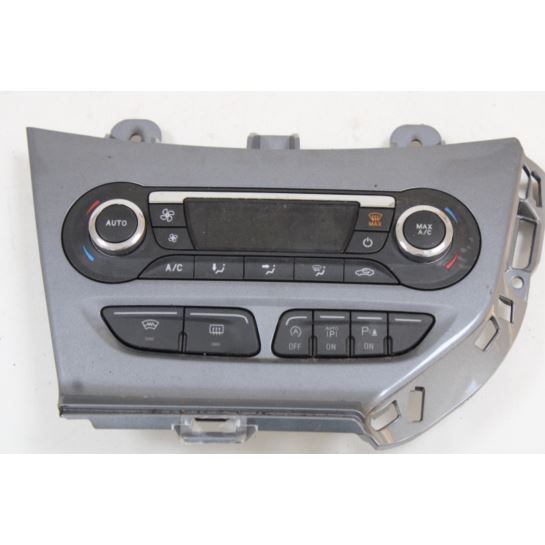 Panel klimatyzacji Ford Focus
