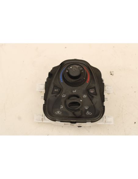 Panel klimatyzacji Toyota AYGO