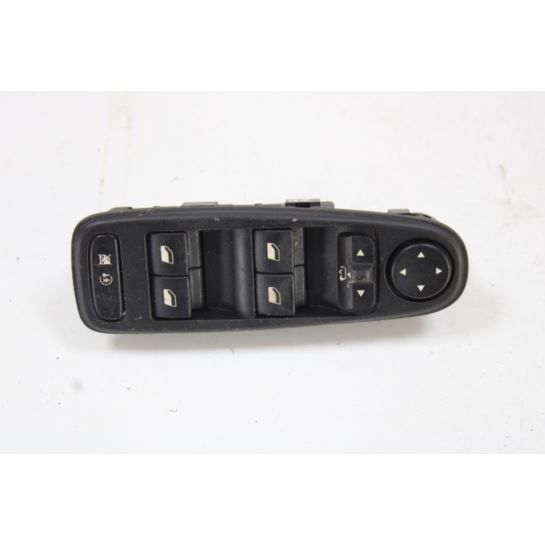 Przełącznik szyb 96639383ZD Citroen C4