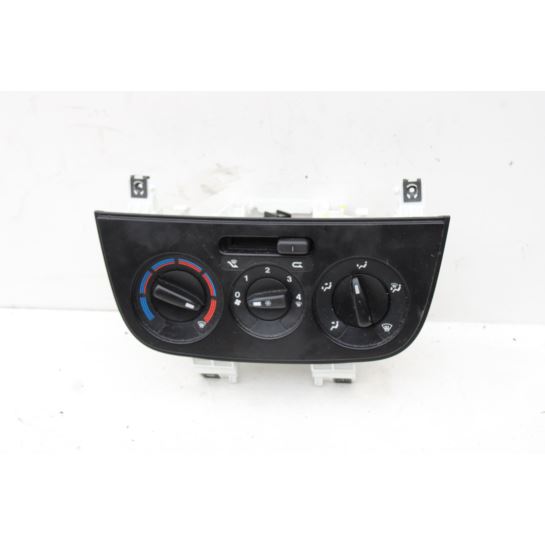 Panel nawiewu klimatyzacji Citroen NEMO 8-