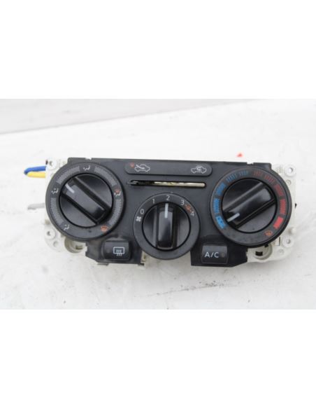 Panel nawiewu klimatyzacji Nissan NOTE E11