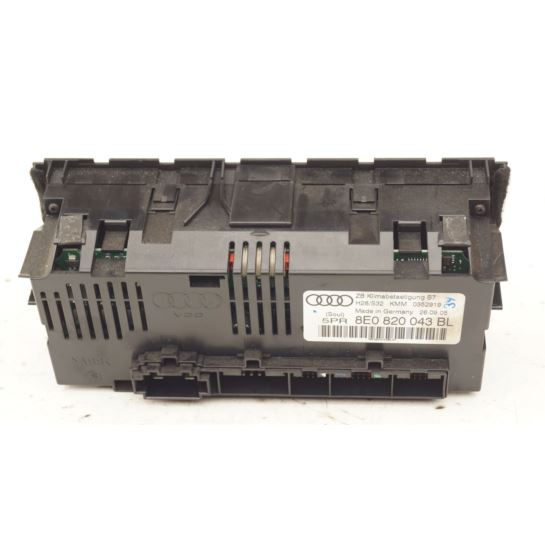 Panel nawiewu klimatyzacji Audi A4 B7 8E0820043BL