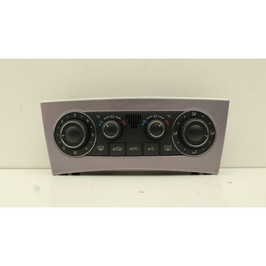 Panel klimatyzacji Mercedes CLC 2038304085