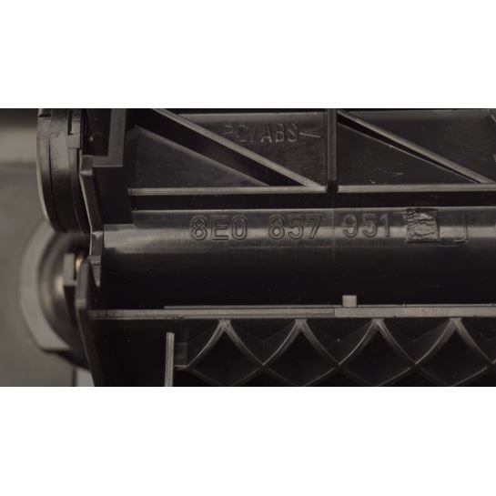 Schowek popielniczka Audi A4 B6 8E0857951