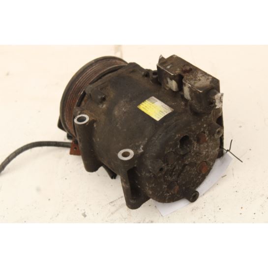Sprężarka klimatyzacji Ford FIESTA MK7 1.4 TDCI