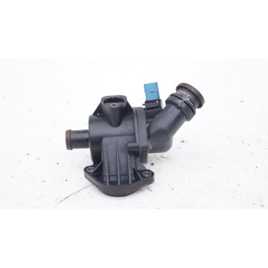 Obudowa termostatu Audi A4 B6 B7 1.8 T VW Skoda