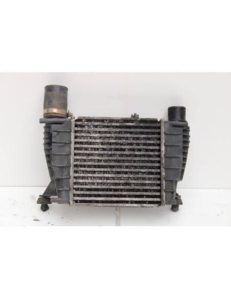 Chłodnica powietrza intercooler Nissan NOTE