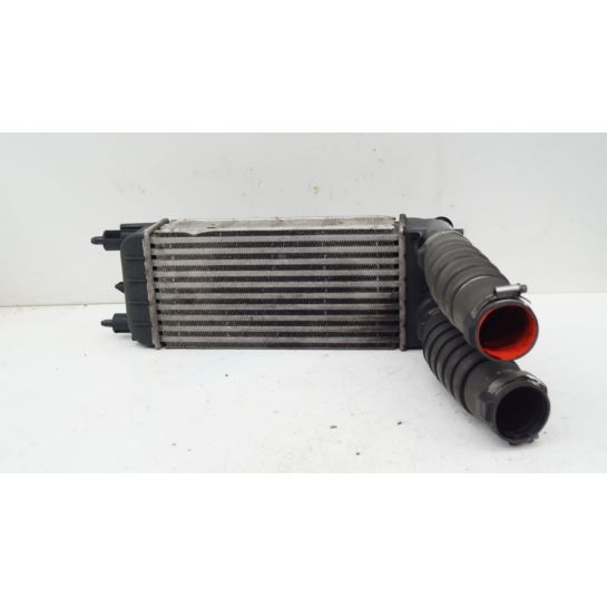 Intercooler chłodnica powietrza Citroen C5 Peugeot