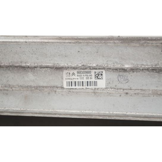 Chłodnica powietrza itercooler Peugeot 508 2.0 HDI