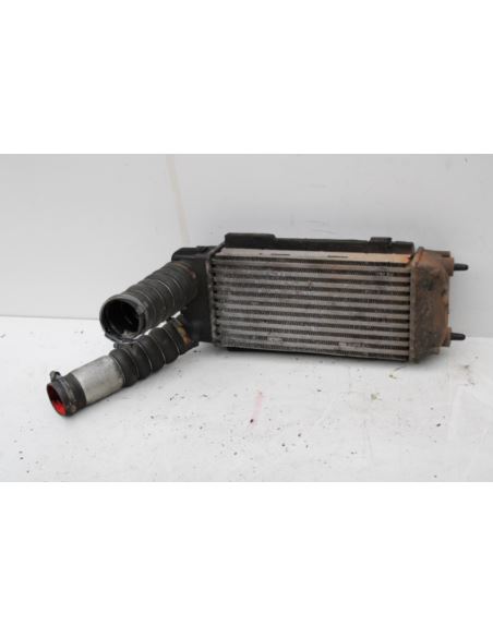 Chłodnica powietrza intercooler Ford Fiesta MK7