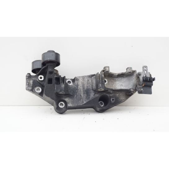 Łapa mocowanie alternatora Renault 1.9 DCI