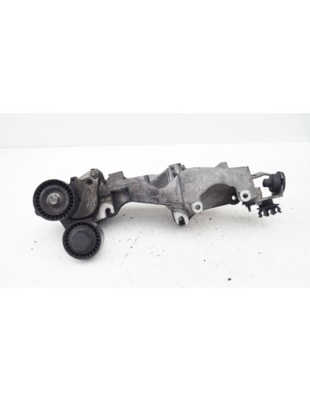 Łapa mocowanie alternatora Renault 1.9 DCI
