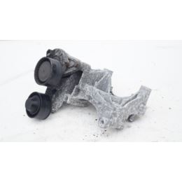 Rolki łapa silnika Nissan QASHQAI 1.6 DCI