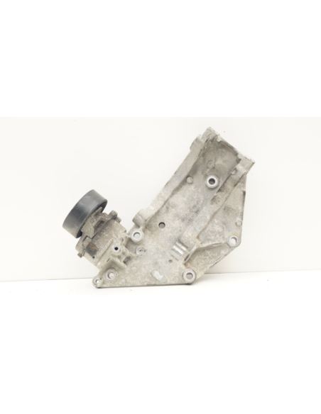 Łapa wspornik alternatora Citroen Peugeot 2.0 HDI