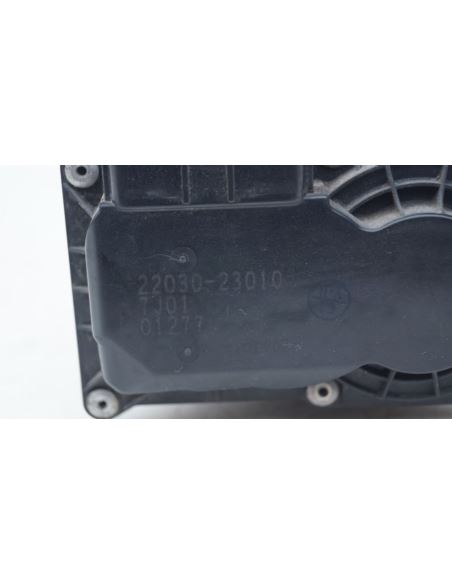Przepustnica powietrza Toyota YARIS II 1.3 VVTI