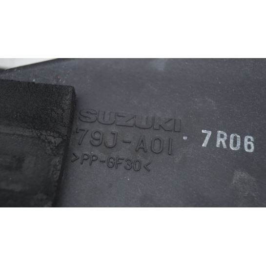 Obudowa filtra pokrywa silnika Suzuki SX4 1.6 16V