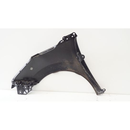 Błotni prawy przód Peugeot 5008 9685904780