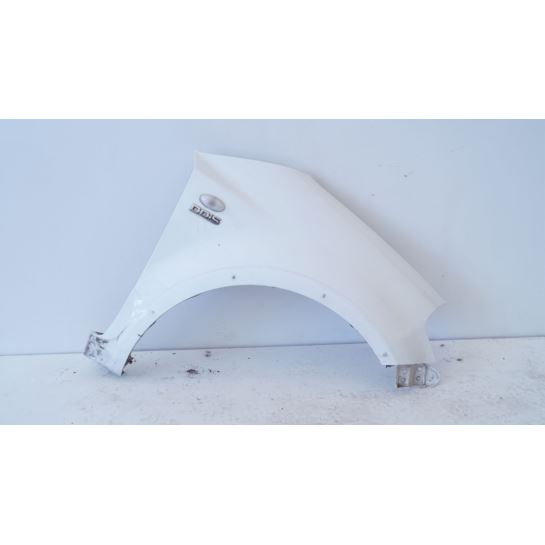 Błotnik prawy przód Suzuki SX4 Fiat SEDICI 06-14