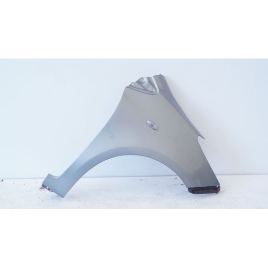 Błotnik prawy przód Toyota YARIS II 06-11r