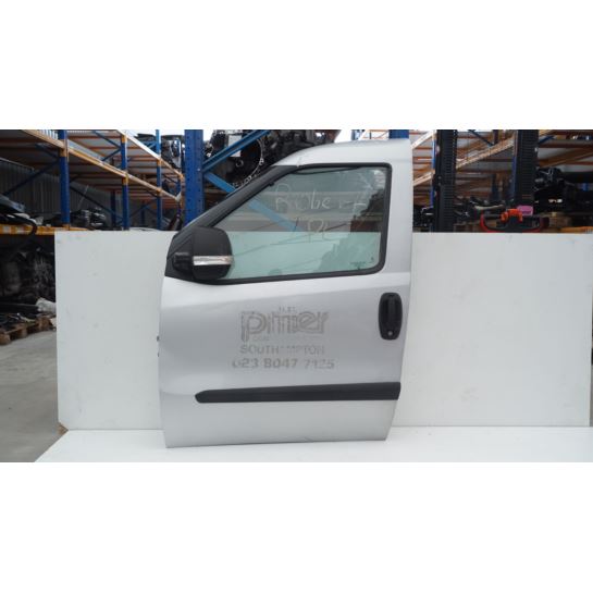 Drzwi przednie lewe kompletne Fiat DOBLO II
