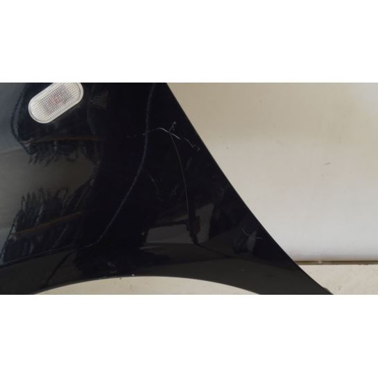 Błotnik lewy przedni Nissan NOTE E11