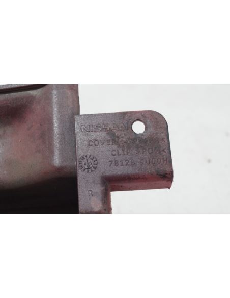 Narożnik pod lampe prawy Nissan NOTE E11